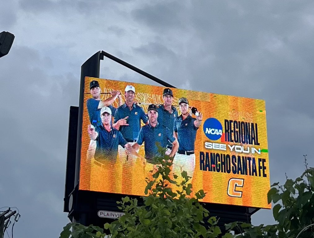 blainewoodruff's tweet photo. Just a couple 🧩 to the puzzle of what makes this place great.
 
𝘾𝙤𝙢𝙚 #𝙍𝙚𝙥𝙏𝙝𝙚𝘾 🔵🟡📈 https://t.co/qaS2eUlnvd