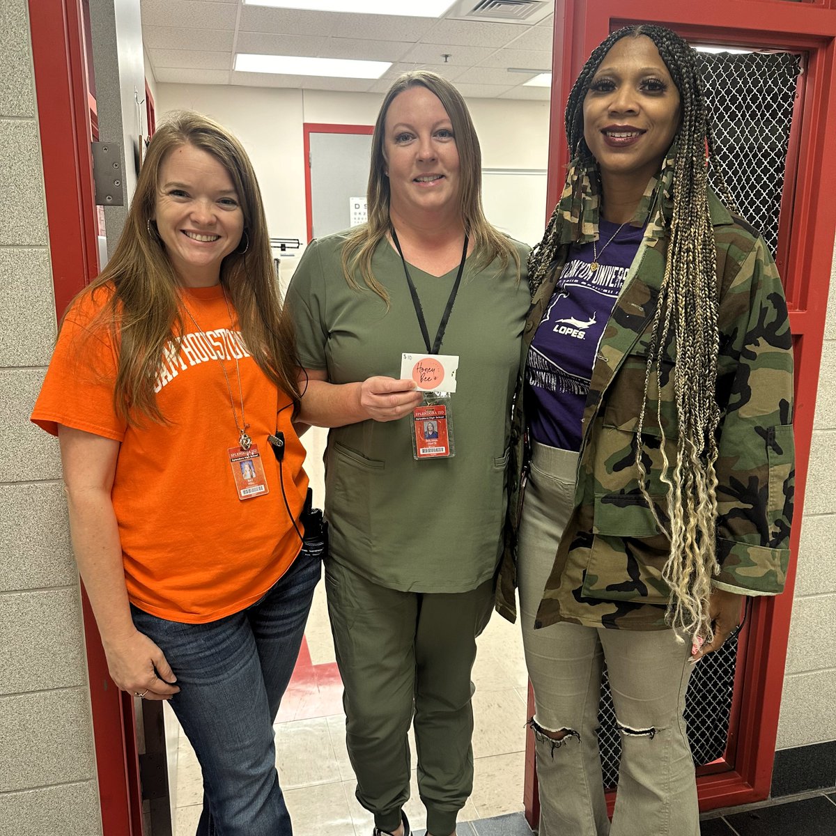 Huge thanks to our incredible school nurse, Melissa Coats, for her tireless dedication and expert care. You truly make a difference in the lives of our students! 💙 Thank you, Honeybee Coffee, for providing a $10 gift card to this fantastic caregiver.