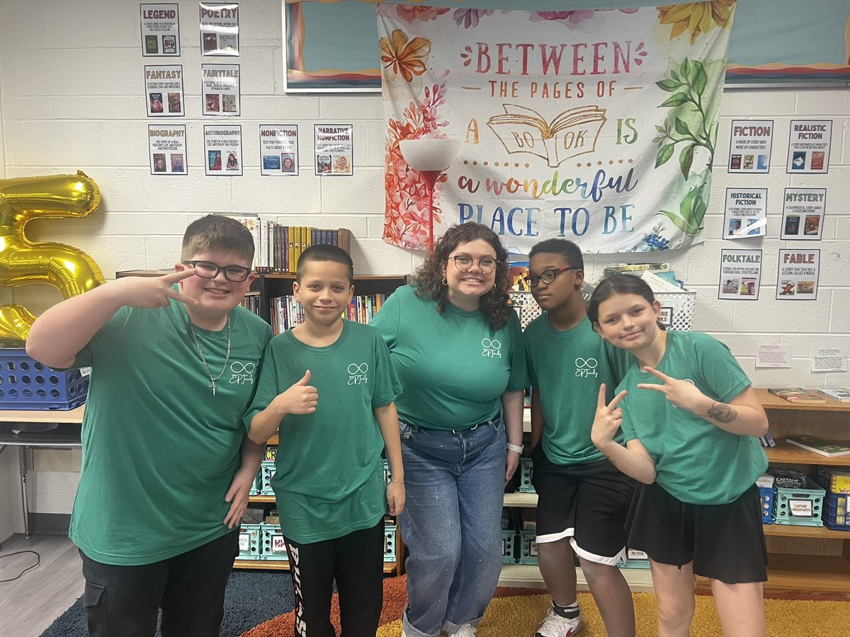 For Neurodiversity Week, students across the district learned about ways that our brains can be different, and how to “Love Minds of All Kinds!” #BeEvergreen