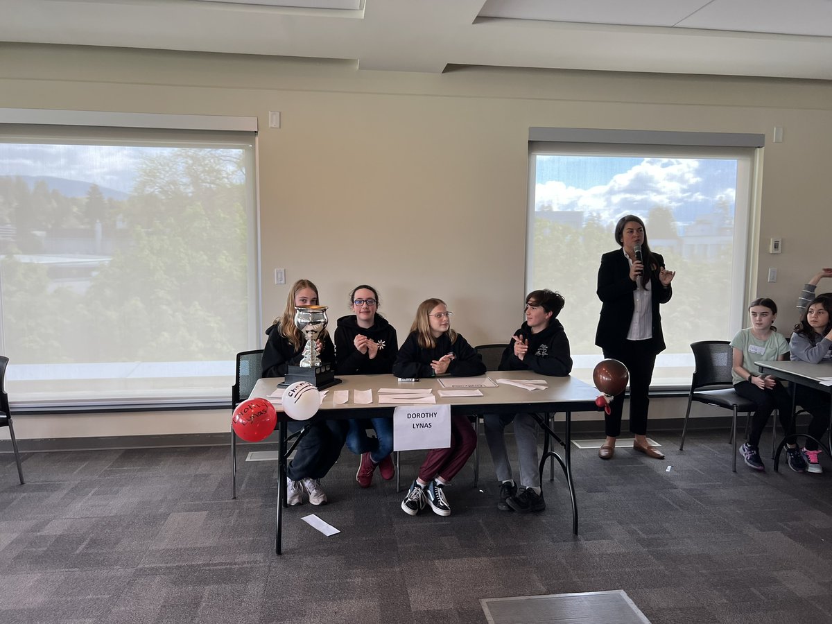 150 students from 12 elementary schools participated in the 2nd annual Battle of the Books 📚. Students spent all year reading and preparing for this competition where their knowledge was tested through rounds of questions. Read more 👉 ow.ly/ZrIV50RzLKk
