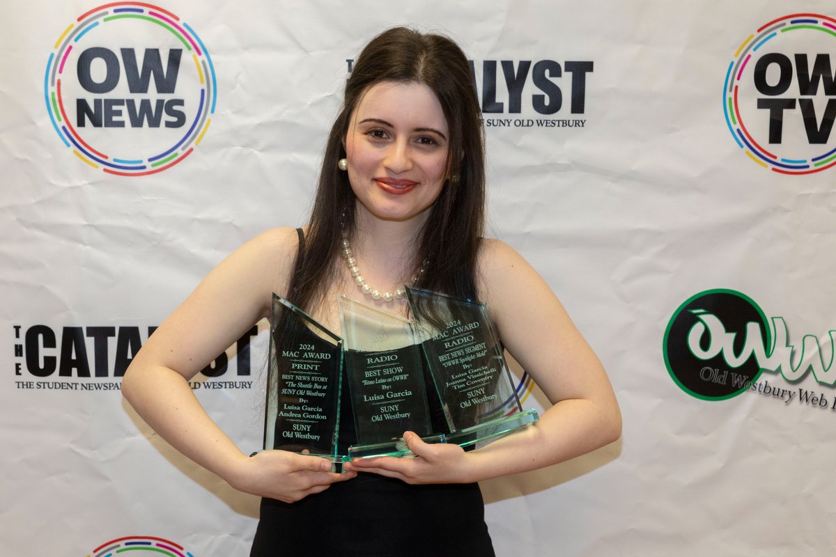 Felicidades Luisa Garcia! A big congratulations for winning Best Show, with our first ever all Spanish radio show!!!