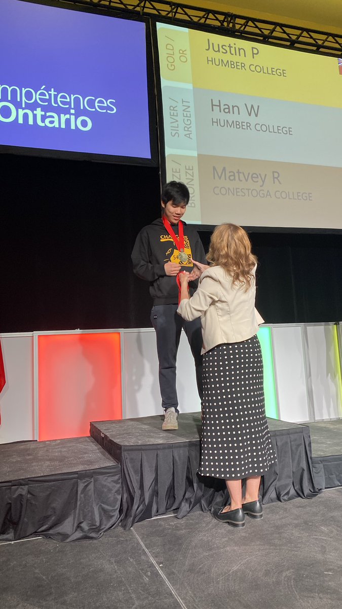edgefactor_'s tweet photo. Secondary Electronics winner is Jason L from @HaltonDSB! 🏆 Way to #PushBacktheEdge of what’s possible! ⚡️ #SOC2024 #OCO2024 #SHSM #OYAP https://t.co/ryArWE4z9Z