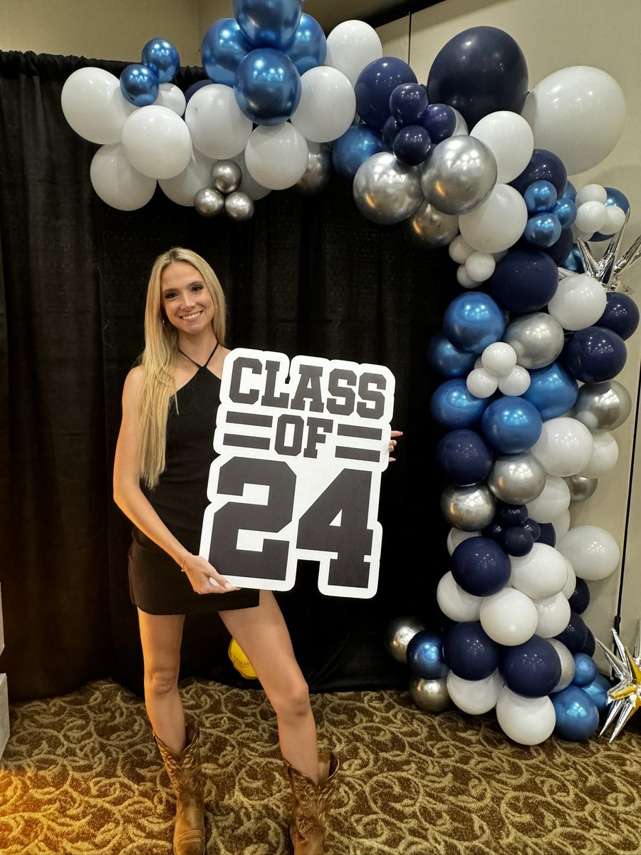 Brynn Smith tweet media