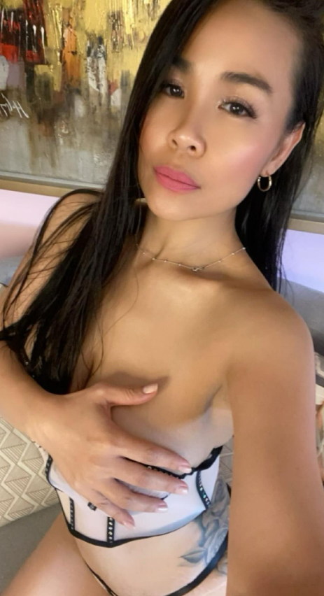 PuiYeeX's tweet photo. There could be a room full of people and I know you still would be watching me 💕
https://t.co/G3Xhu0AM8A https://t.co/ilfkzylwoG