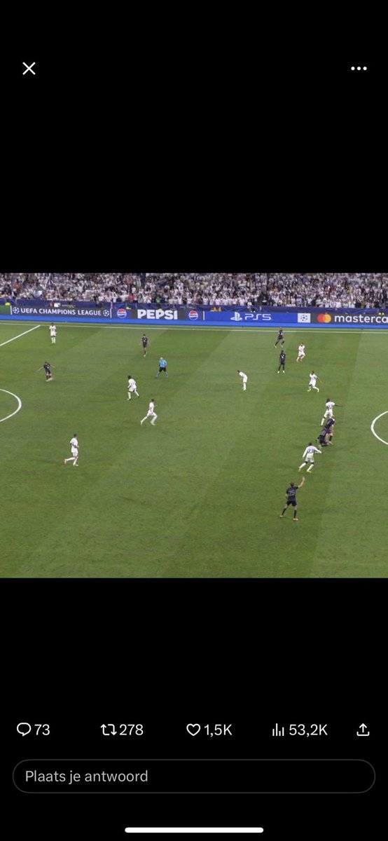 kvizee's tweet photo. Kan iemand mij uitleggen waarom de VAR niet checkte bij de goal van #deligt? Het vlaggen icm fluiten was wel heel snel. @sportzeloot ? #reabay https://t.co/avh75DEAZ1
