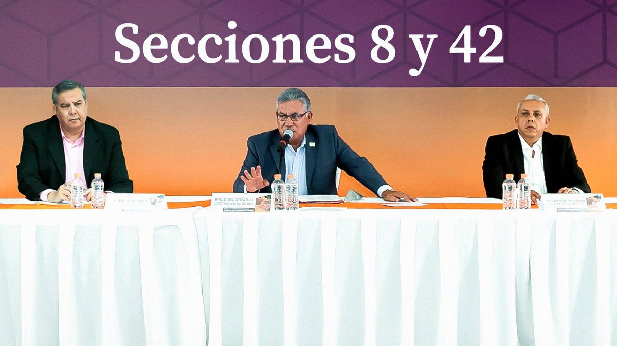 #UnoSomosTodos
#TodosSomosUno

El Srio. Gral. del #SNTE, Mtro. Alfonso Cepeda Salas, se reunió con los profesores Eduardo Antonio Zendejas y Manuel Quiroz, dirigentes de <a href="/SNTE8/">SNTE Sección 8</a> y <a href="/Snte42/">Snte Sección 42</a>, respectivamente, para atender demandas de los trabajadores de la educación en #Chihuahua.
