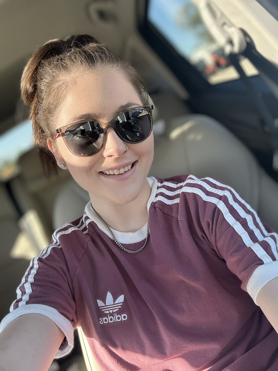 mariah_isom's tweet photo. Summer adventures are about to begin!😁☀️🏔️🏕️🛶🌊 https://t.co/LcaSLGhI2Q