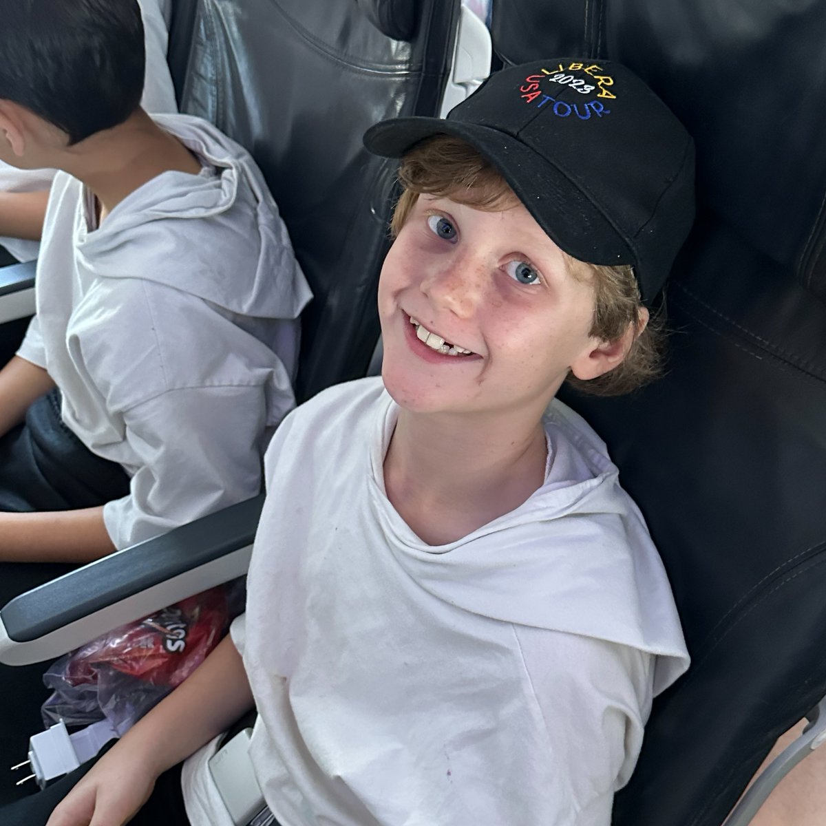 UsLibera tweet picture