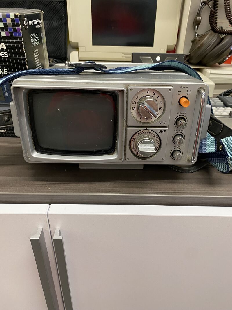 BAH HUMBUG 😝 .. who cares about History? Well, let me show you some of the cool history 😎 that has been donated to #TechForTroops! Do you remember this stuff? A portable TV? Walkman? Rotary Phone? #ThrowbackTech #VintageDonations #SupportOurTroops #TechnologyThroughTime #RVA