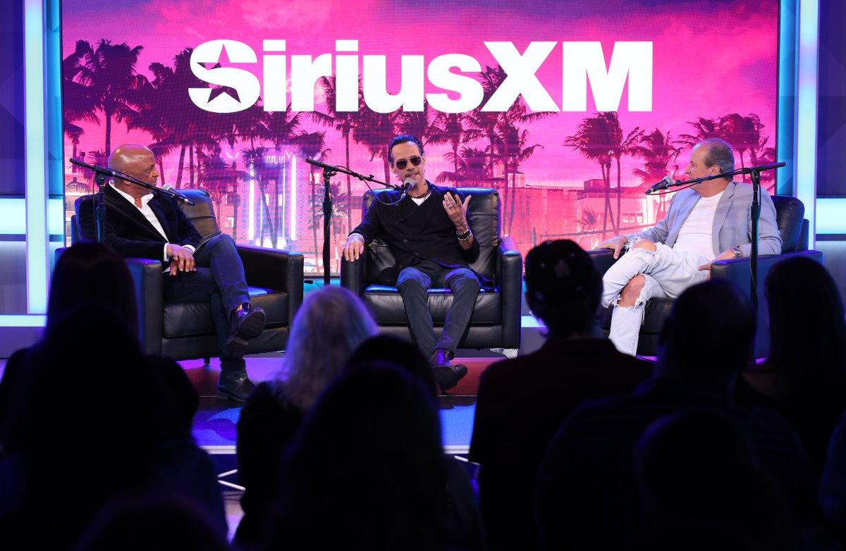 What a great day with @MarcAnthony at his exclusive SiriusXM Town Hall 🔥 Catch the full event on Marc Anthony MUEVENSE Radio until May 31st: sxm.app.link/Marc-AnthonyMRX