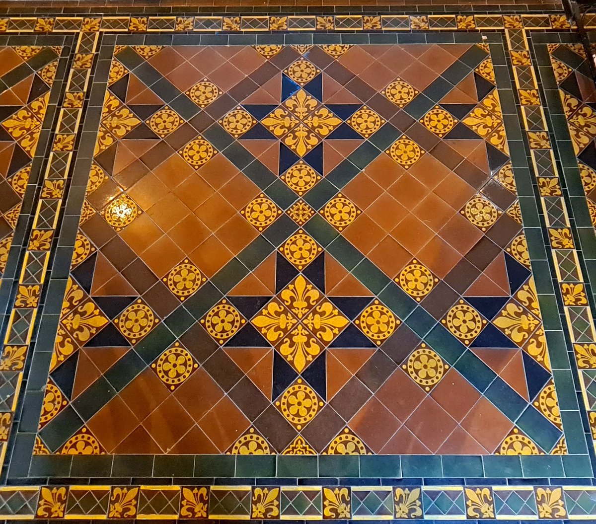 Love these floor tiles in the Govan Old Parish Church. Designed by R. Rowand Anderson, it was built in the 1880s. #glasgow #govan #architecture #design #tiles #tiling #ceramics #church #glasgowchurches #glasgowbuildings @SChurchesTrust