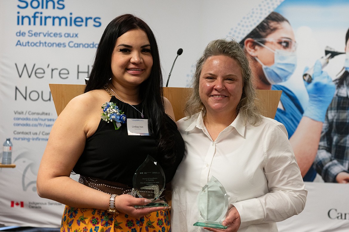 Congratulations to our nurse practitioner student Lindsay Iron, recipient of a @GCIndigenous 2024 Award of Excellence in #Nursing, for her perseverance against adversity in realizing her dream of serving First Nations in #SK. 👏

@URFacultyofNur1 #NationalNursingWeek