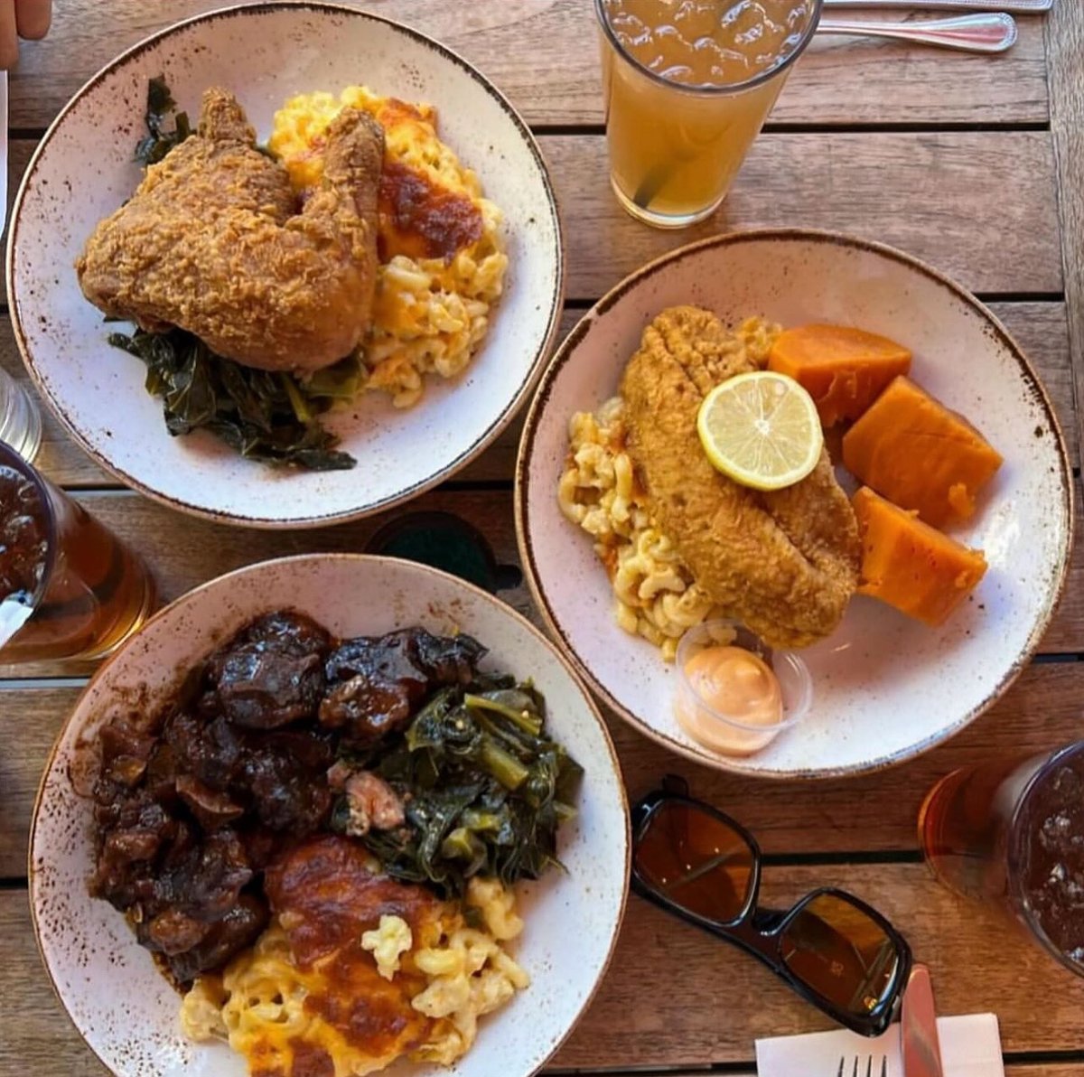 Melba Wilson (@melbasharlem) on Twitter photo Join me in The Catskills this weekend for a Mother’s Day foodie experience! 🌿 Enjoy live cooking demos on Saturday 5/11 at @bethelwoodscenter and a cozy #MothersDay #brunch prepared by me and
<a href="/ChefAnneBurrell/">anne burrell</a> on Sunday 5/12.
Details & tickets➡️catskill-cuisine.com Join me in The Catskills this weekend for a Mother’s Day foodie experience! 🌿 Enjoy live cooking demos on Saturday 5/11 at @bethelwoodscenter and a cozy #MothersDay #brunch prepared by me and
<a href="/ChefAnneBurrell/">anne burrell</a> on Sunday 5/12.
Details & tickets➡️catskill-cuisine.com