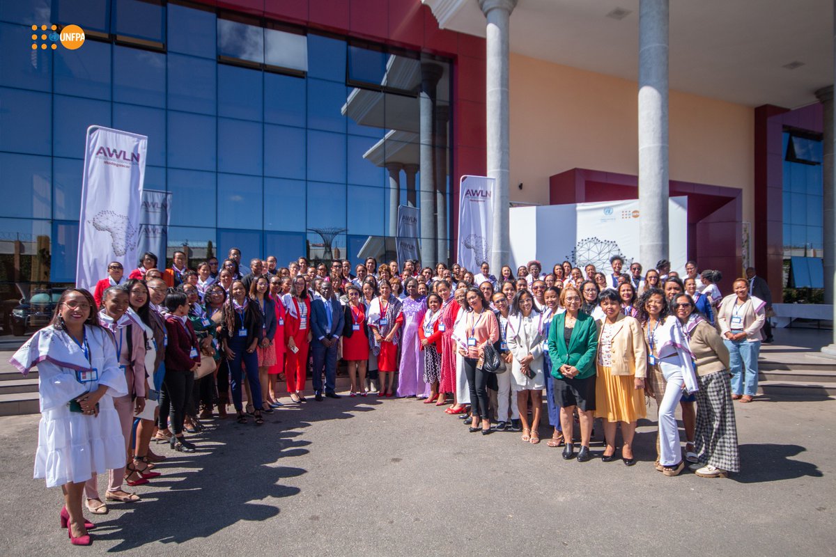 @AWLNetwork 🇲🇬 has been engaging in a forum focused on 'Women's Leadership: Exchanges, Inspirations, Perspectives' in collaboration with @UNFPAMadagascar & @PBFMadagascar as part of the #Mahasaky project which promotes the civic & political participation of youth &🚺