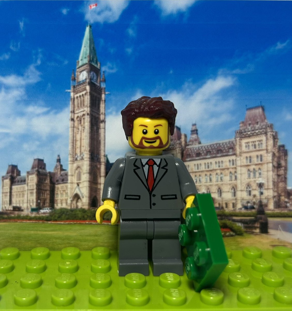 Poli LEGO tweet media