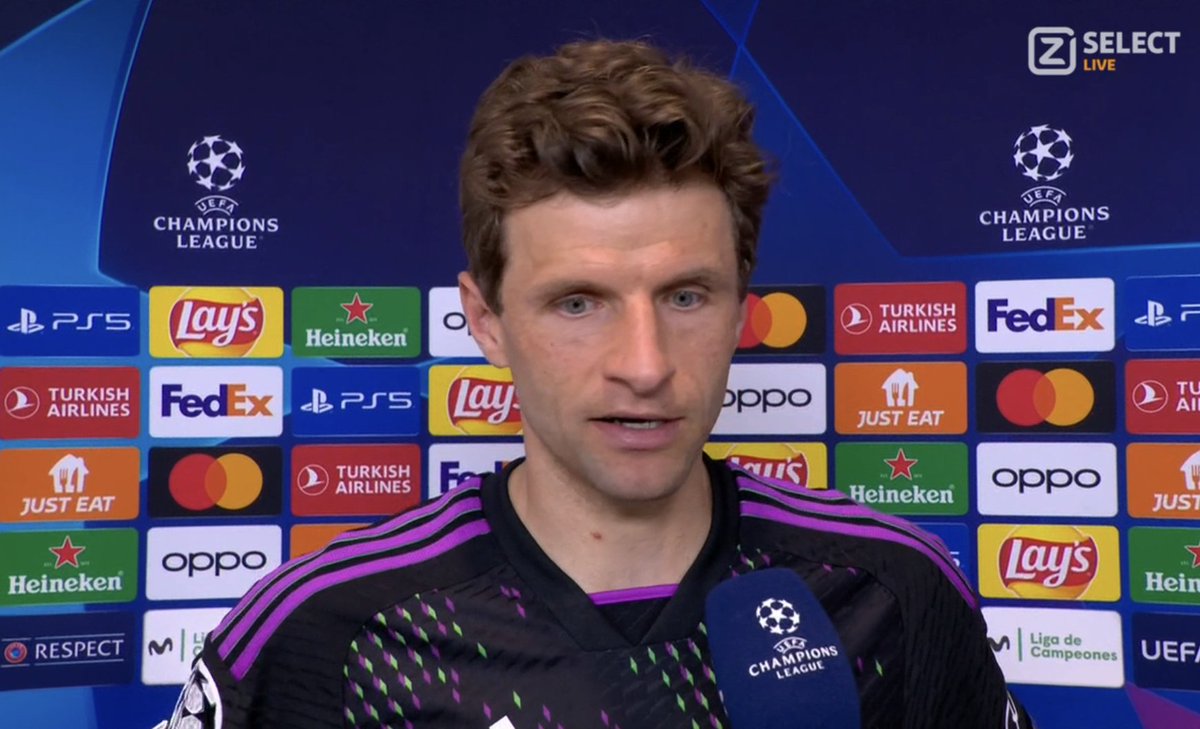 🗣️ - Müller: 'Normally they let us run for 3 metres long until they finally blow the whistle.'