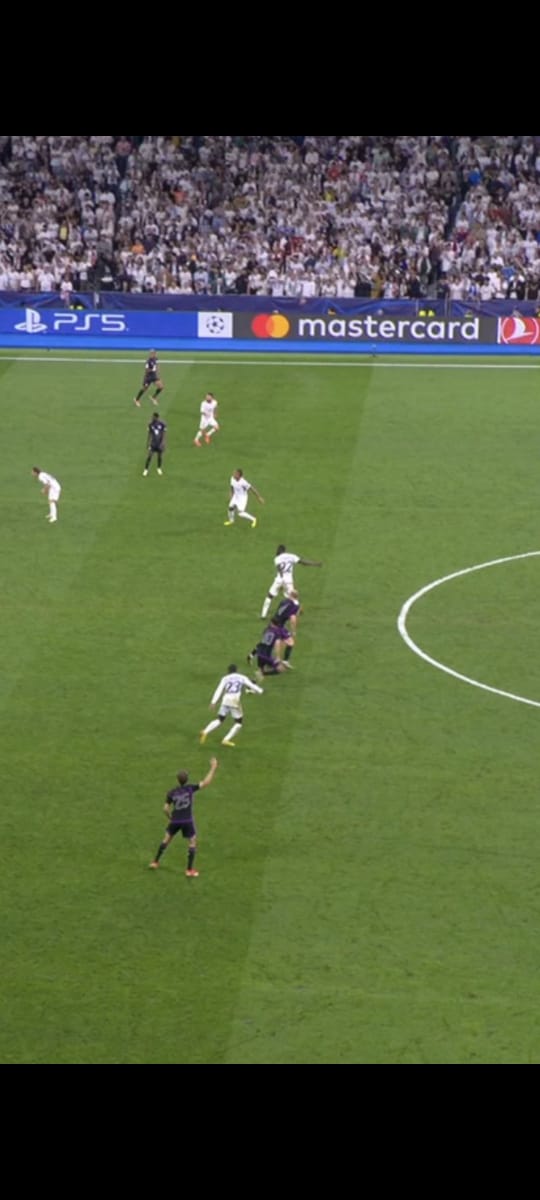 Both were given offside by linesman

Real madrid's goal was checked and overturned by VAR 

Bayerns goal was not checked by var 

You can't convince me otherwise that this competition isn't rigged for real madrid 😂