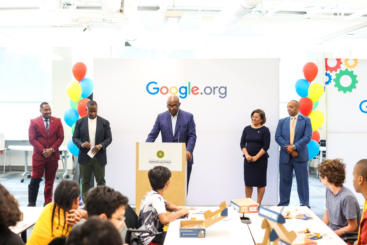 Thank you to @Google for inviting me to celebrate 25 years of success and a new $775k grant that will support existing and future robotics clubs in schools across PA.