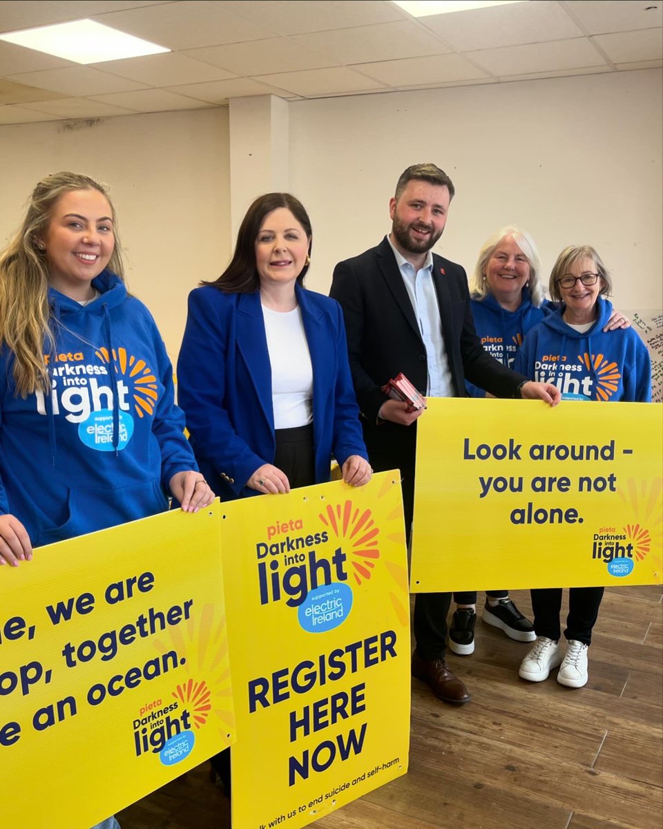 Delighted to canvass with the @labour European Election Candidate for Ireland South, @niamhhourigan1 in my home town of Mallow! Also, delighted to support and recognise the Darkness into Light Event! 😃