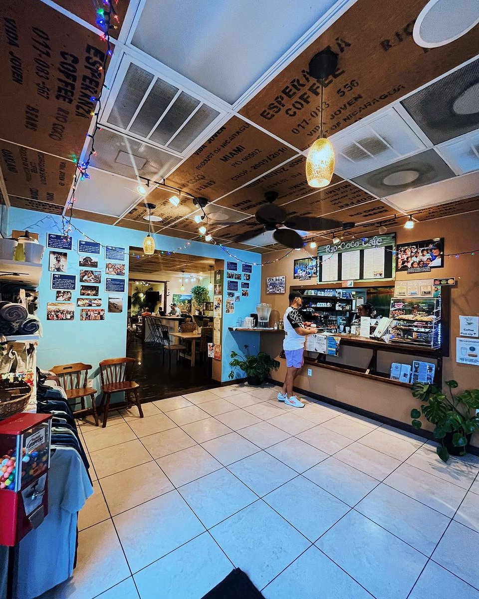 Start your day with great coffee in today's Tenant Spotlight: Rio Coco Café! ☕✨ They are currently located on the west side of our airport, so make sure to stop by! Visit their website at riococobeans.com to learn more. #FlyVeroBeach #RioCocoCafe

📸= Rio Coco Cafe