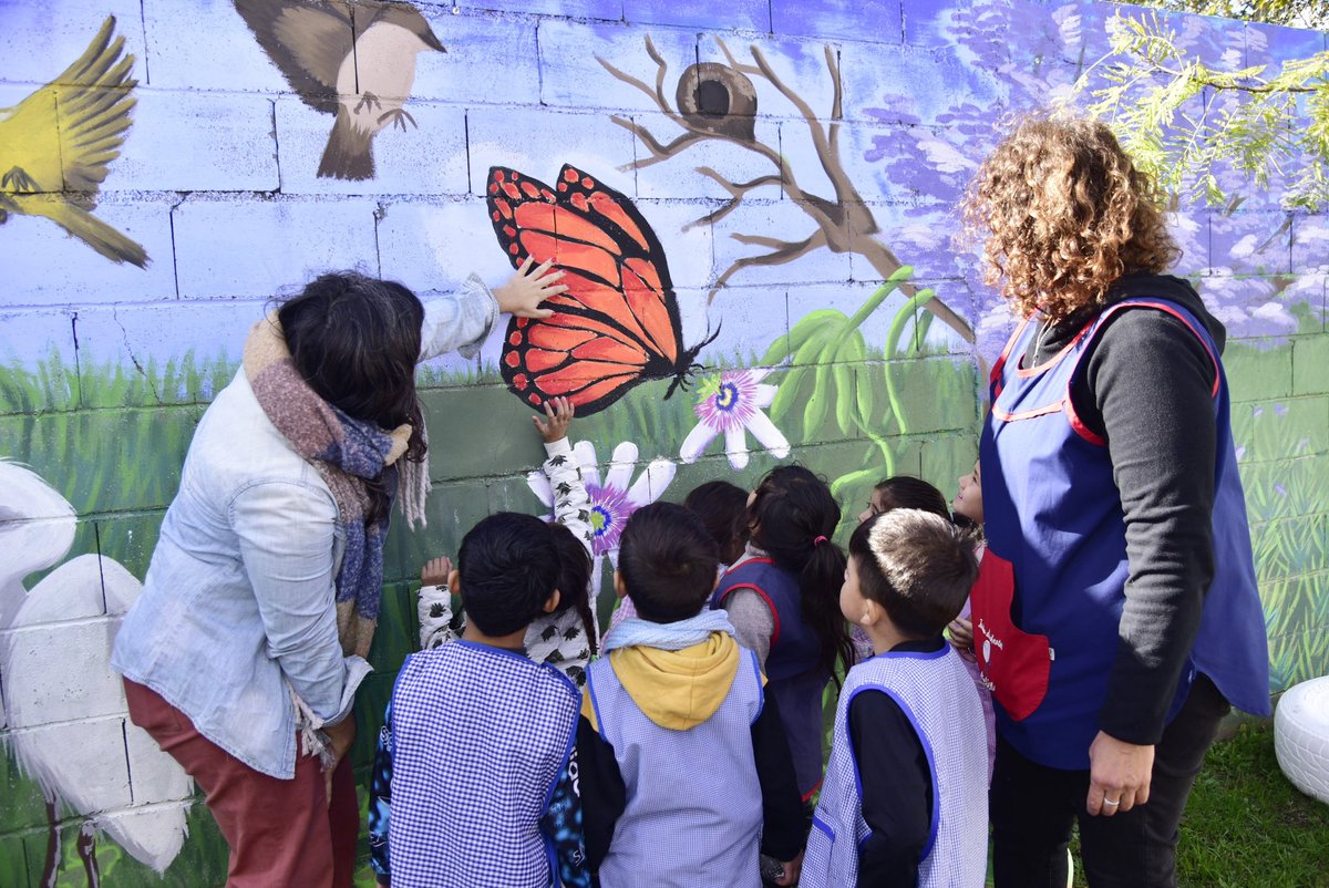 📍 Desde @ambienteprovincia estuvimos en Olavarría, donde nuestra directora provincial de Educación Ambiental, Clara Cárdenas, se encontró con docentes del distrito para aprender en conjunto sobre ambientalismo popular.