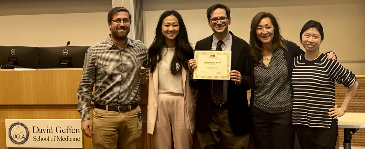 Thank you @BenjaminLebwohl for being our visiting professor at #UCLAGI! Wonderful up-to-date lecture on #celiac disease from the 🌎's expert! 🙏 for precepting #GIfellow @AnnaHLeeMD on her journal club lecture. 🖼️ with us & co-fellows @andygregg27 & @ElissaLinMD 👇