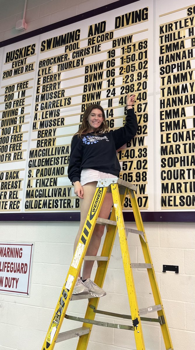 ⚠️New School Record AND New Pool Record⚠️
Sophia Paduano-50 Free School Record
Claire Garrelts-6 Dive Pool Record