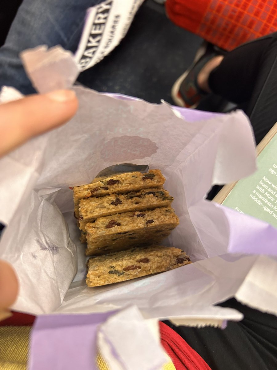 Lucy Horitz tweet media