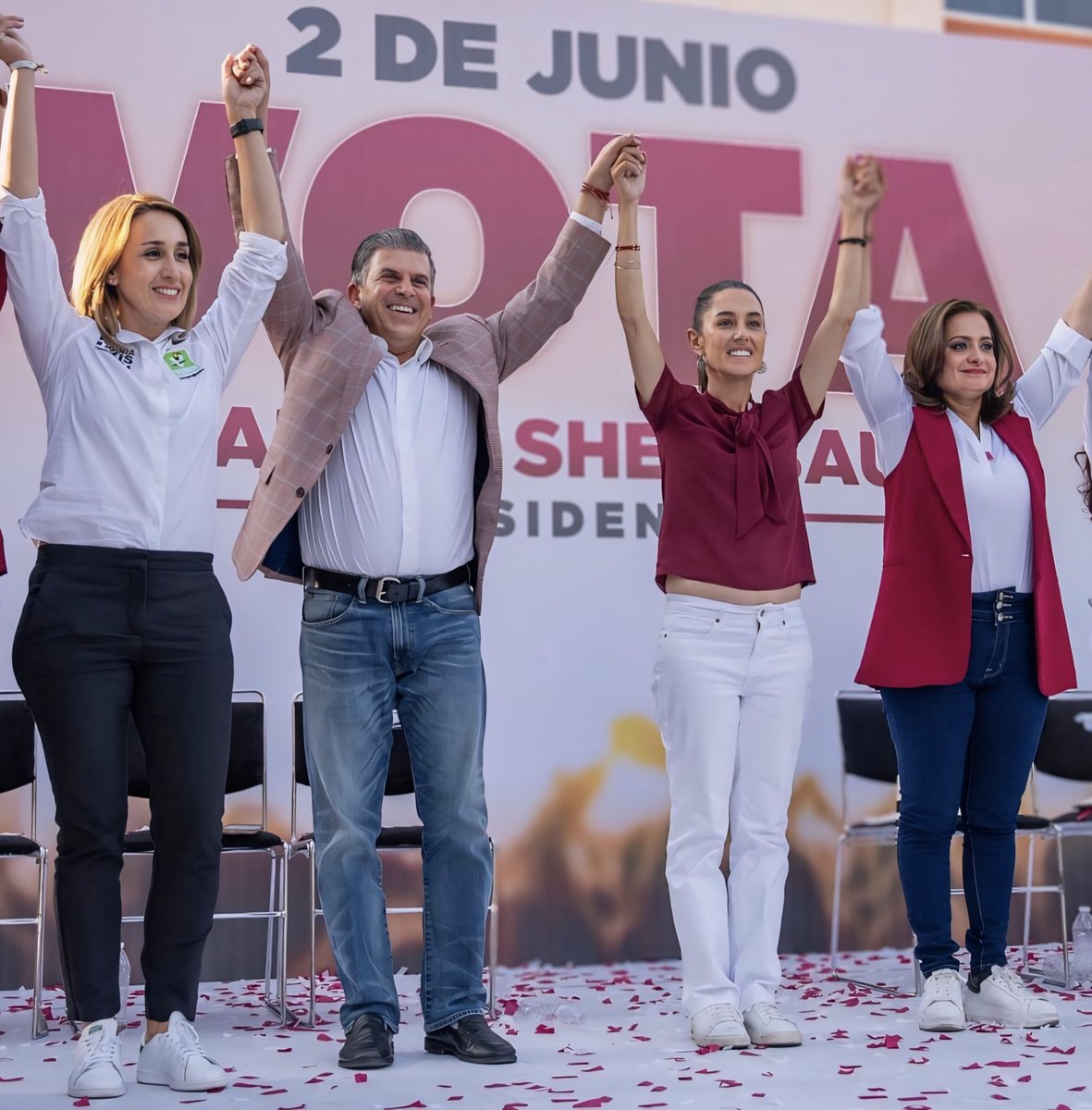 De la mano del liderazgo de la Dra. @Claudiashein la Cuarta Transformación llegará muy pronto a #Guanajuato. ¡Este 02 de junio recuerda votar 6 de 6 por MORENA! #ClaudiaPresidenta