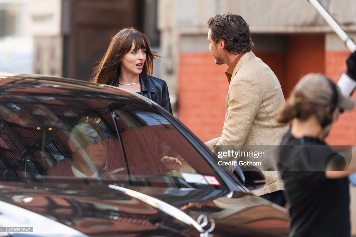 THREAD: New images of Pedro Pascal and Dakota Johnson in New York City on the set of Materialists (1/?)