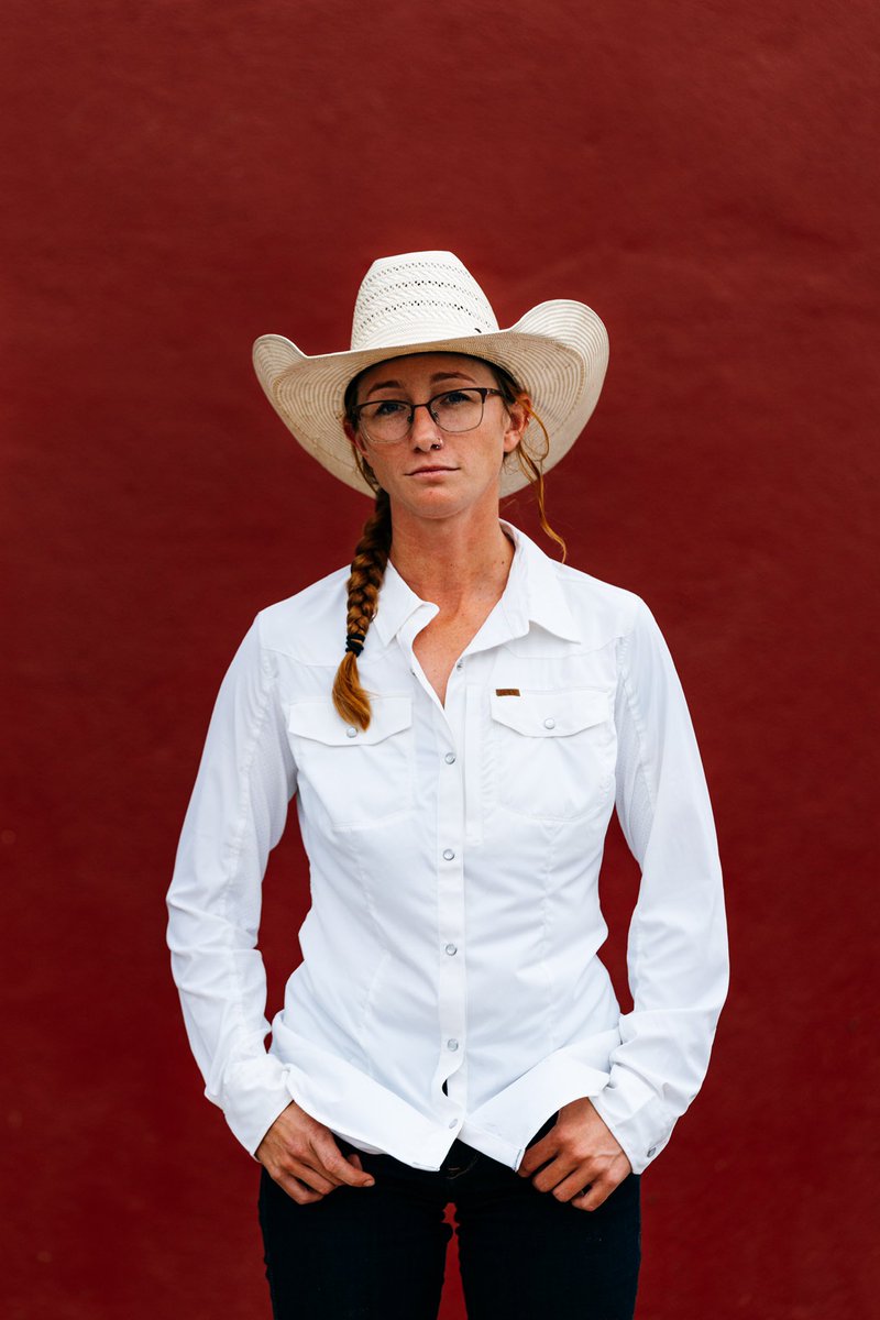 Elevate your ride with the Women’s Stockyard LS: Where fashion meets function for the modern cowgirl. #agriculture #womeninag #stockyard #longsleeve #westernstyle #cowgirl #performance #farm #ranch #clothing #aggear