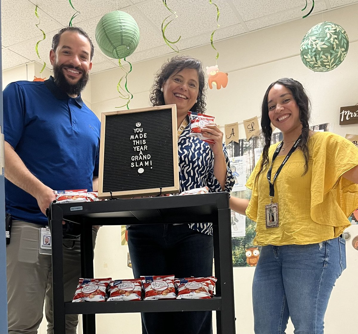 Thank you @DelunaBriones and Mr. Formaggini @BES_Cowboys #TeacherAppreciateWeek