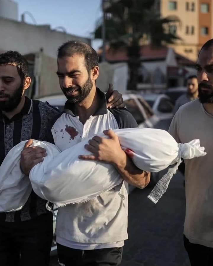 یا اللہ رحم !!!
  یا اللہ فلسطین کی غیب سے مدد فرما😭💔