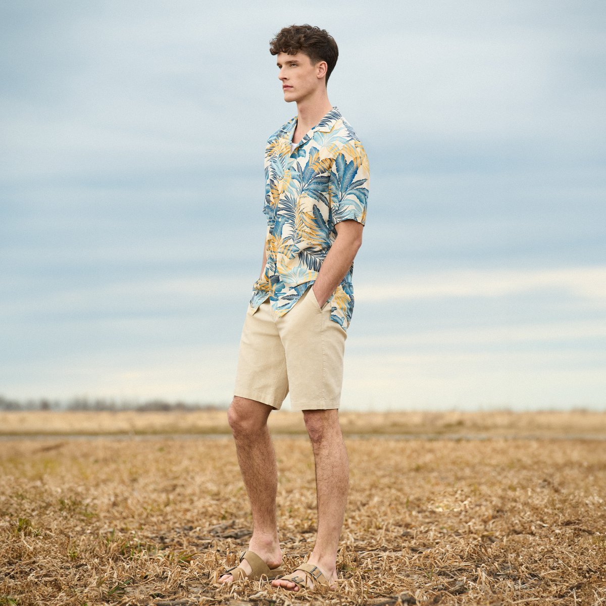 When you're feeling the heat, you can count on our summer styles to keep you cool and confident.

Model Height: 6'4'
Top: MT
Bottom: 32T
.
.
.
#americantall #wethetall #tallmen #tallguy #tallclothing #tallstyle #teamtall #menswear #menstyle #summerstyle