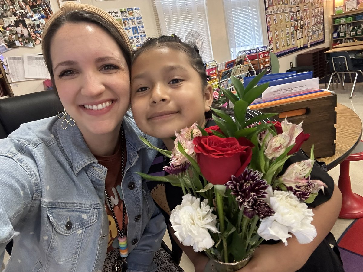 Abby Roe tweet media