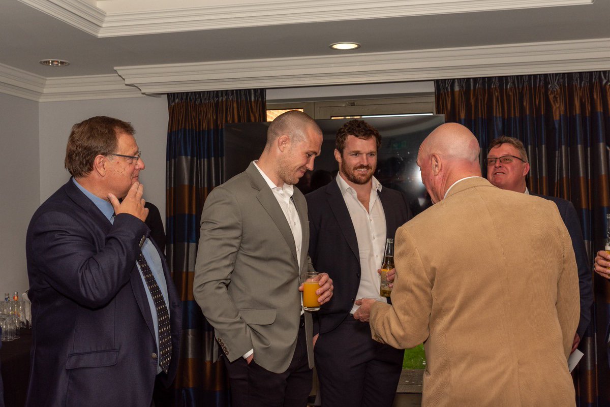 Always lovely working with <a href="/simplymagic19/">Sean Goodman</a> and <a href="/archwayevents/">Roger Day</a> 

Tonight <a href="/Cambridgebelfry/">Cambridge Belfry</a> with <a href="/benyoungs09/">Ben Youngs</a> Julian Montoya <a href="/mikebrown_15/">Mike Brown</a> &amp; <a href="/LeaRobertsComic/">Lea Roberts</a>