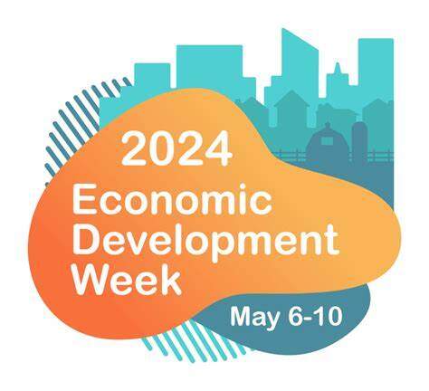 ConroeEDC's tweet image. Missed the Economic Update Luncheon? Check out how Conroe is thriving for 2024 Economic Development Week! Read more here: hubs.li/Q02wC01n0
#econdevweek24 #economicdevelopment #moreismadehere #conroetx #update