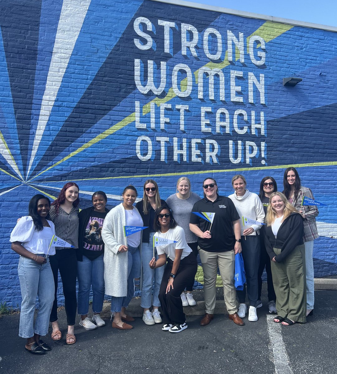 We 💙 when members stop by Women Leaders HQ in Kansas City. It was great to see you, @DrKayMcCauley! Thanks for connecting with our staff. #WomenLeadersInSports