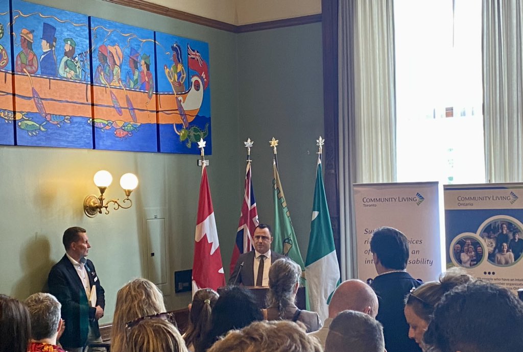Thank you @MichaelParsa for speaking at today’s Reception for @CLOntario and @CLToronto ‘s Day at the Legislature and announcing an increase to ODSP rates. #SupportDS #InvestinInclusion #ONPoli #CDNPoli