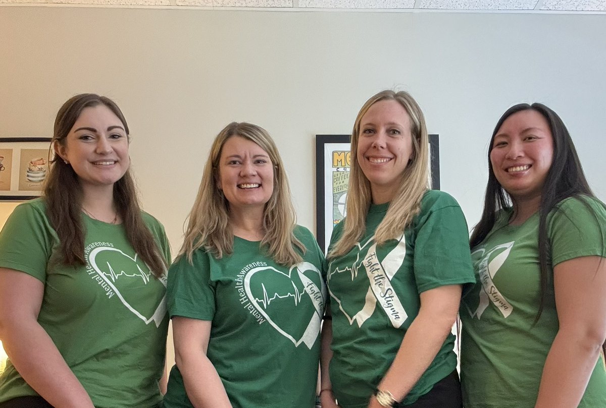 It’s #MentalHealthAwarenessMonth 💚 We’re honoring it by wearing green and advocating for mental health education and services to the community. 💚 Are you wearing any green this month? 💚
#counselorshelp #burnbrightnotout #mentalhealthmatters #mentalhealthawareness #tools2thrive