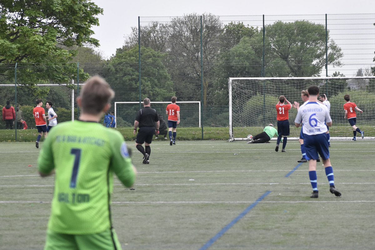 Paul Moran tweet media