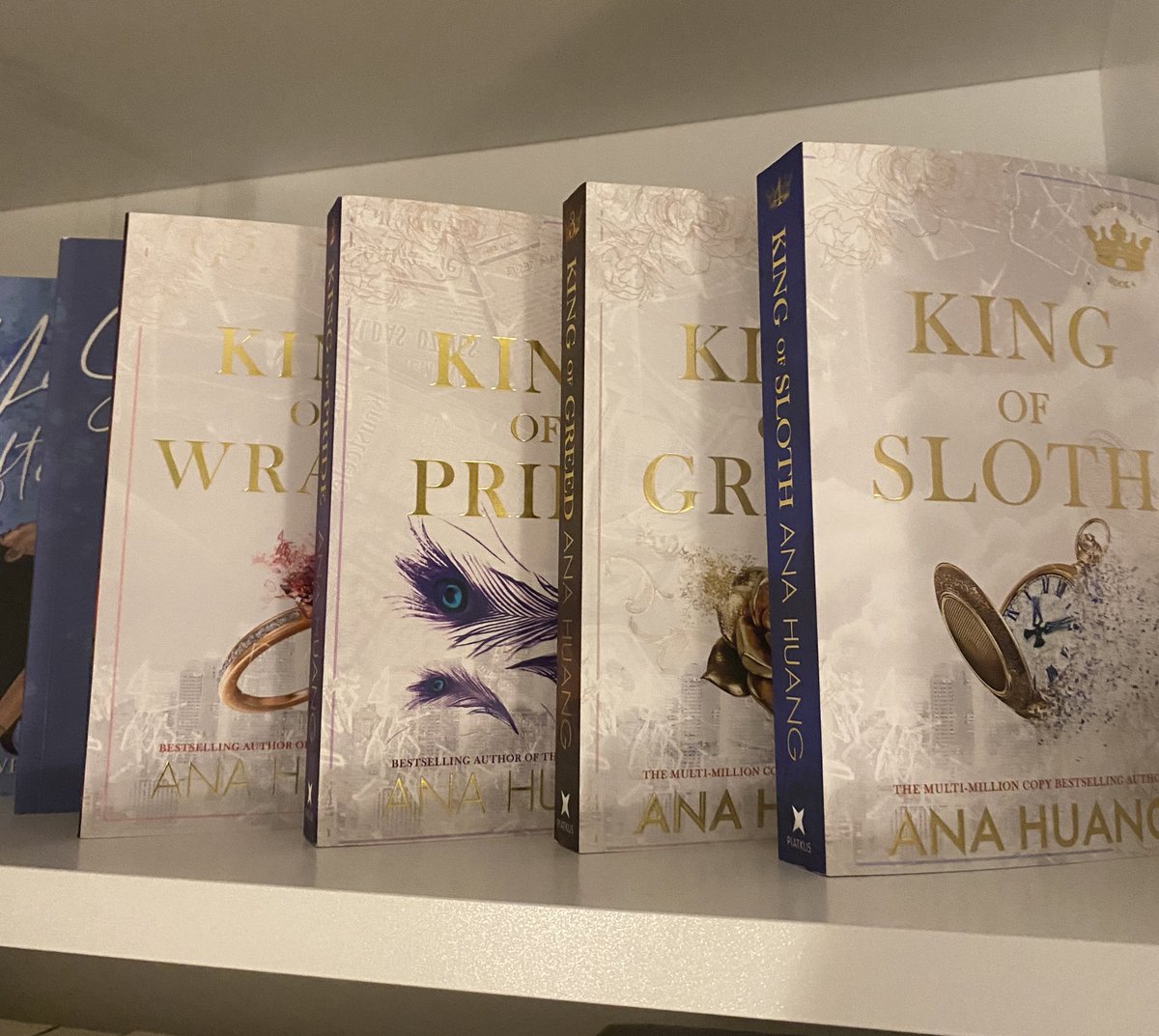 twojjastara_'s tweet photo. But you haven’t seen 𝒎𝒚 𝒎𝒂𝒏…
𓆩ᥫ᭡𓆪

#kingsofsin #anahuang https://t.co/TkyoqEEJ9D
