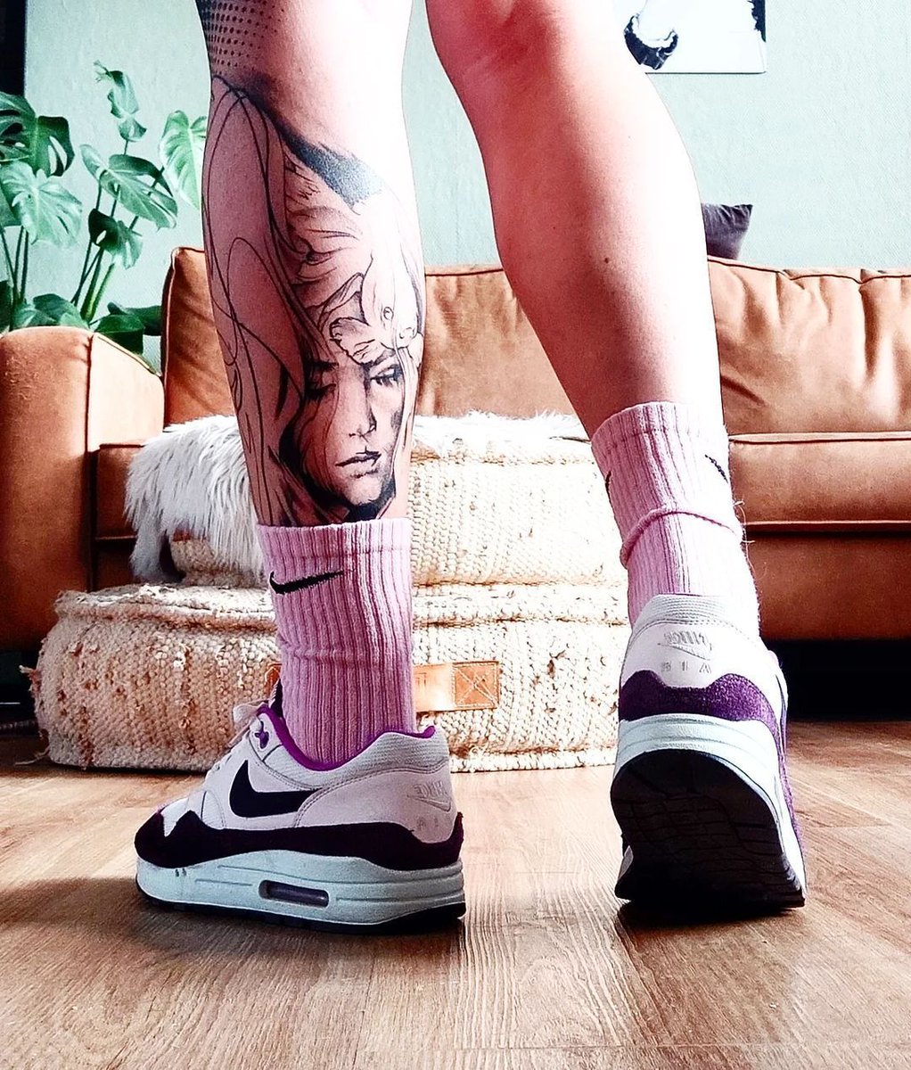 #girlsinair One of them. #airmax #jordans #sneakergirls