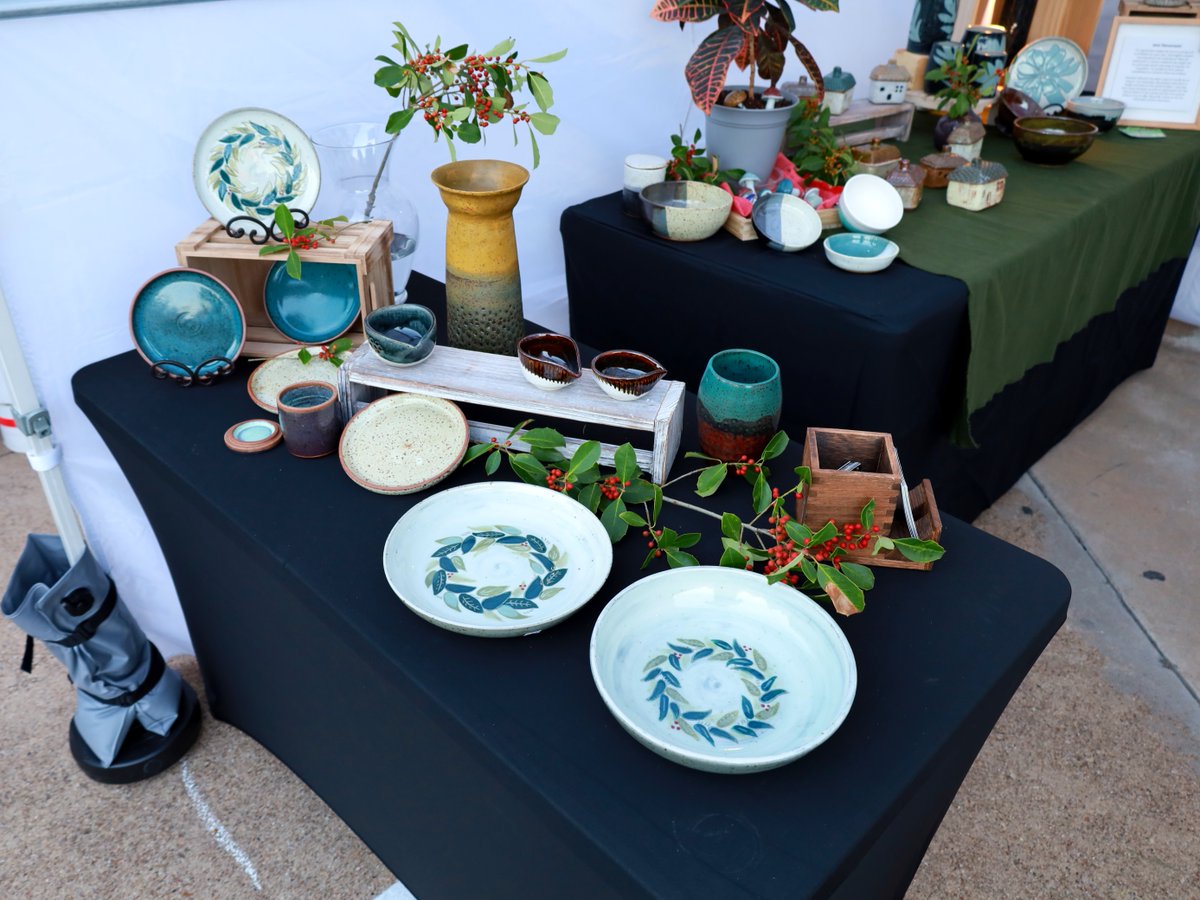 TheCraftGuild's tweet image. In less than 24 hours, we will kick off the Spring Show and Sale with our grand Opening Night Reception!! Join us tomorrow night at The Craft Guild of Dallas from 6 to 9 PM to get the first look at everything to come this weekend🤩✨
#CraftGuildofDallas #SpringShow2024