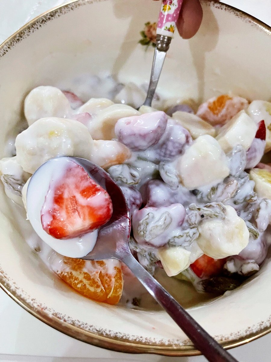 SimoneMesse's tweet image. Dinner tonight 🍓