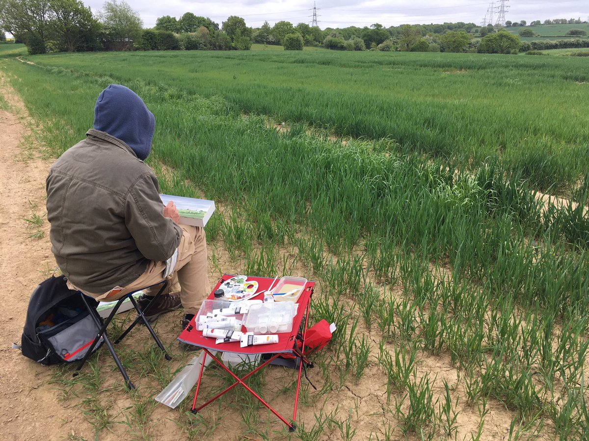 16th May 2018 I was near Royston on day 2 of Boundary No Boundary, painting on 3 panels what I could see from the Wakefield District boundary, looking outwards. All 60 paintings from that project will be at @AnglersPark from 28th June - marking 50 yrs of the Wakefield District.