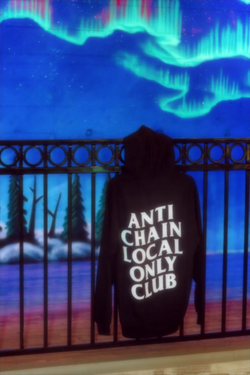 The ultimate hoodie to celebrate your local love 💕