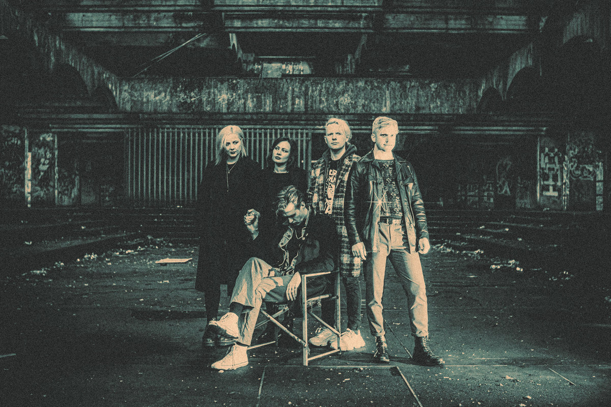 Echo Machine est un groupe de synth-pop originaire de Dundee. La formation écossaise a sorti son nouvel album « Accidental Euphoria » en mars 2024. Aujourd’hui, Echo Machine a diffusé le clip de son single « Anticipation »...romu.rocks/2024/05/news-e…