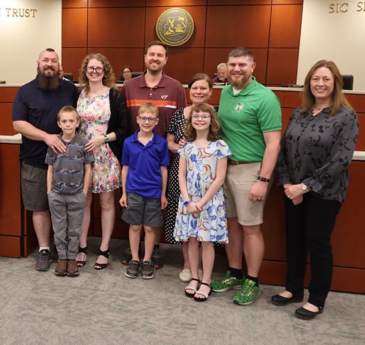 These <a href="/FBEFrogs/">Falling Branch Elem</a> were recognized at yesterday’s school board meeting for placing 1st in the Virginia Stock Market Game in the Elementary Division of the year long game. Congrats team!