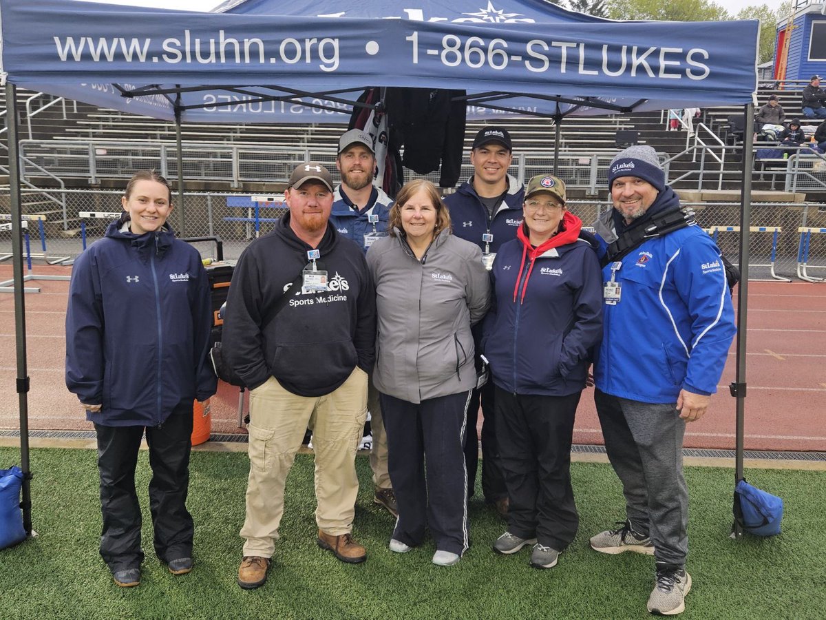 St. Luke’s Athletic Trainers from the Schuylkill and Colonial Leagues provided medical coverage for the annual Schuylkill Colonial All Star Game recently held at North Schuylkill High School🏈 #StLukesProud #StLukesSportsMedicine
